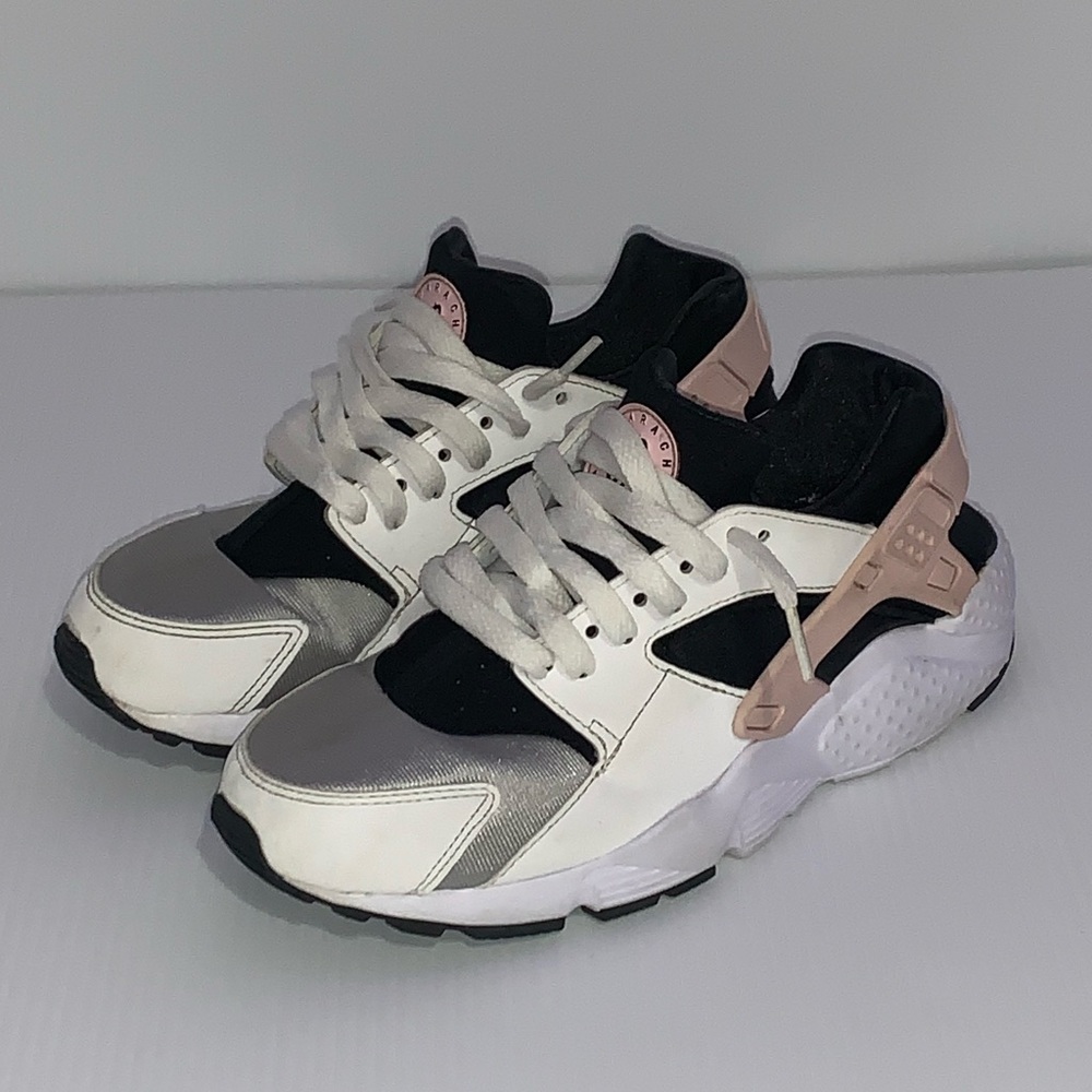 Nike Girls Huarache Run Shoes